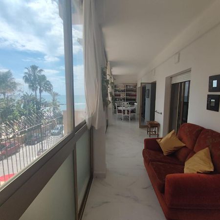 Mayoral Frontline Marbella Luaran gambar
