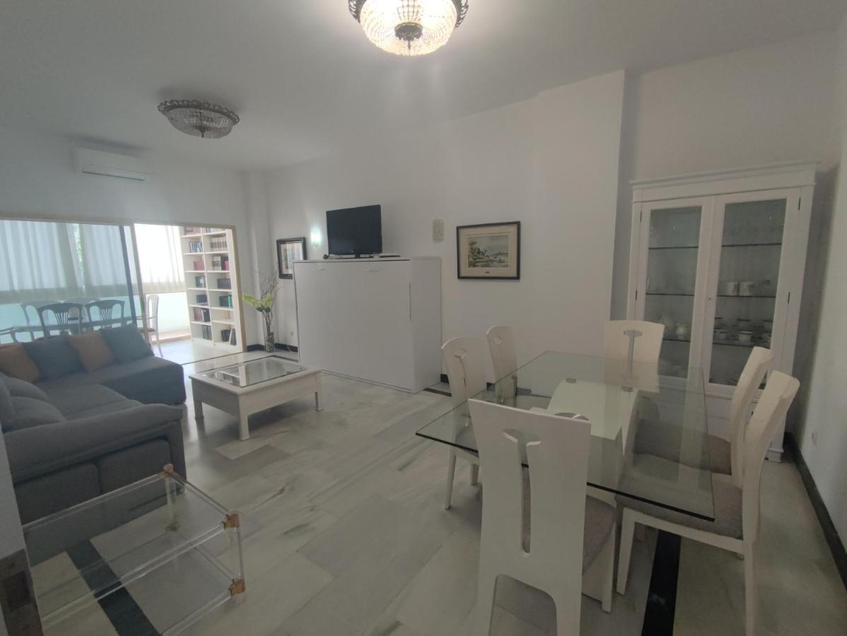 Mayoral Frontline Marbella Luaran gambar